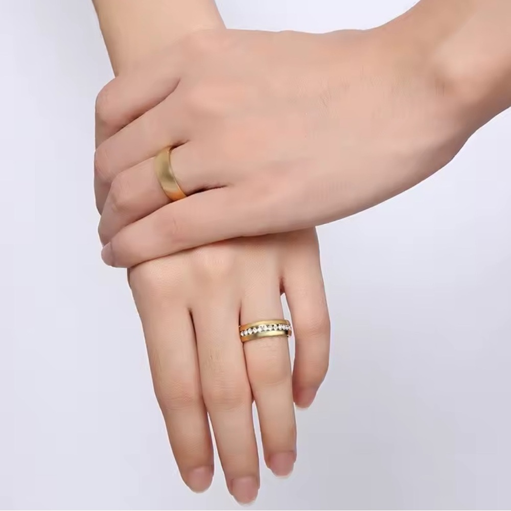 18K Gold Wedding Bridal Band Engagement Ring With Pave Diamond Inlay Unisex - Picture 3 of 7